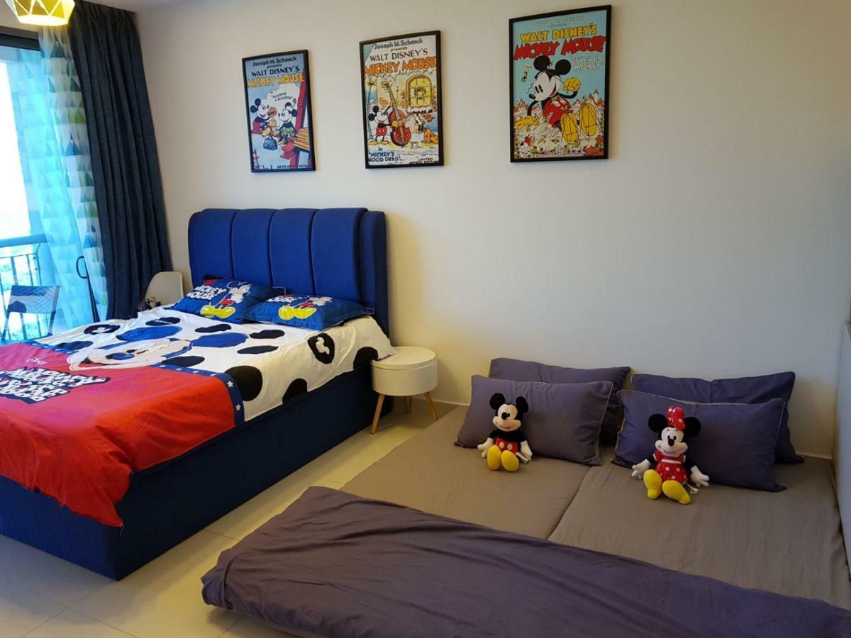 1-4Pax Mickey Mouse 1Bedrm At Puteri Harbour, Teega Suite Nusajaya  Kültér fotó